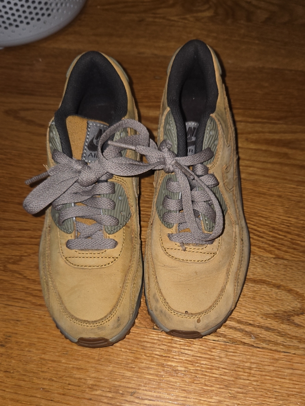 Nike Air Max 90 Winter Wheat. Size 3.5.